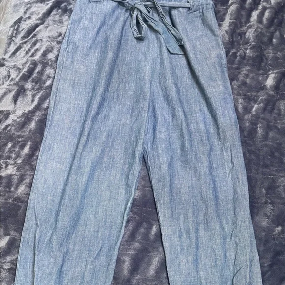 GAP Denim Sleeveless Tie-Waist Jumpsuit in Light Blue - Picture 4 of 5